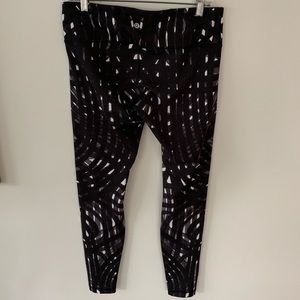 Lululemon Leggings Wunder Unders, size 10